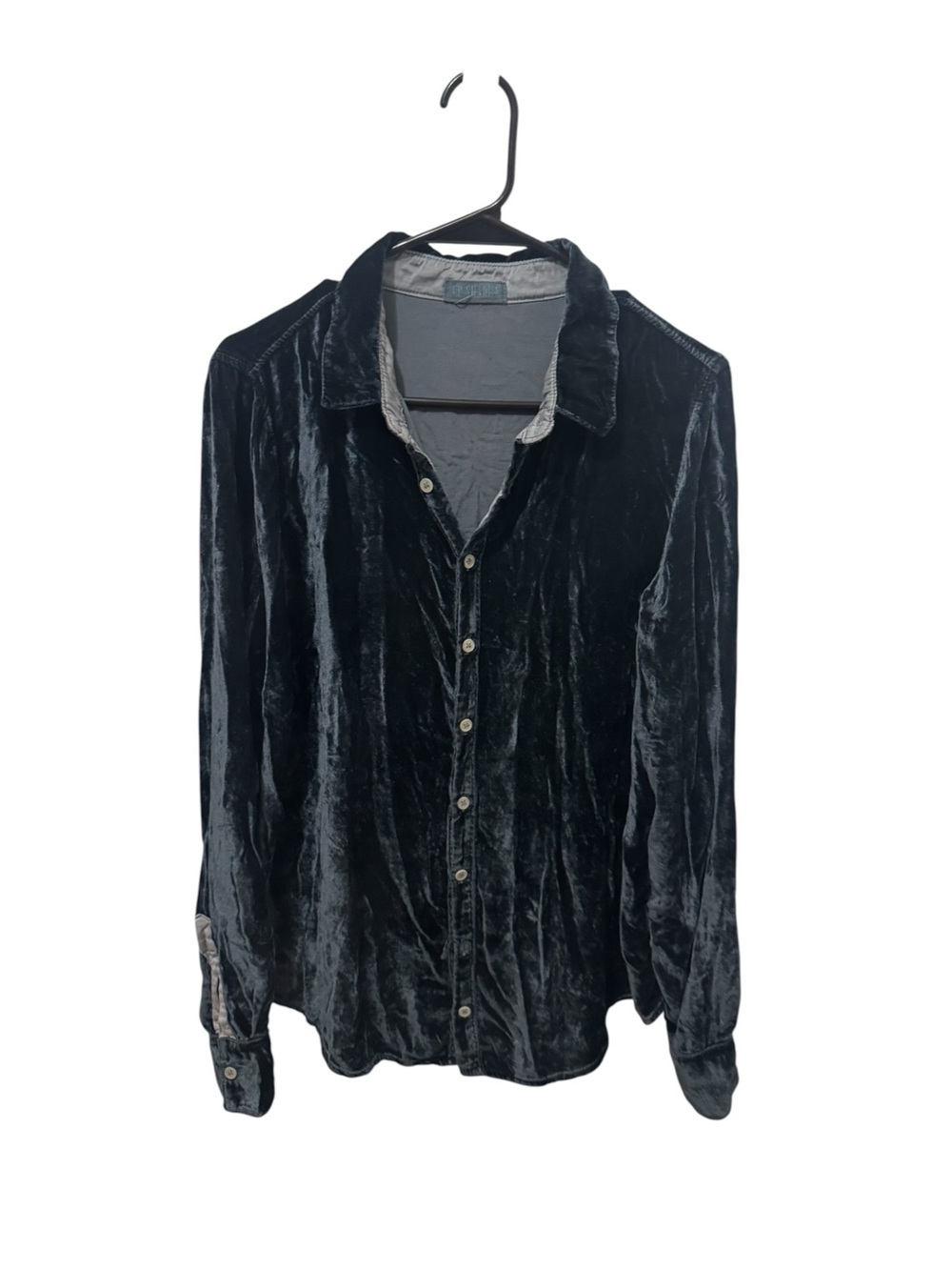 CP Shades Velvet Button Down Top Size Medium